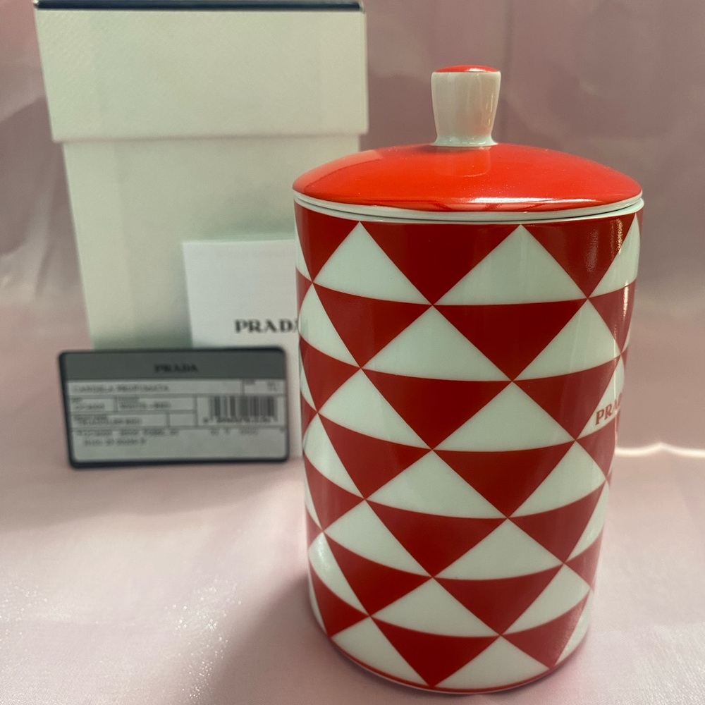 Prada Candle